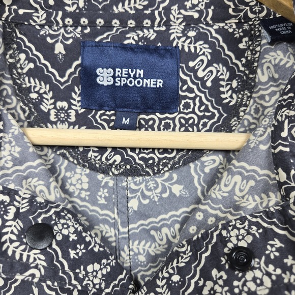 Reyn Spooner Lahaina Jacket Medium Black Bandana Print Lightweight Pullover - Picture 3 of 8